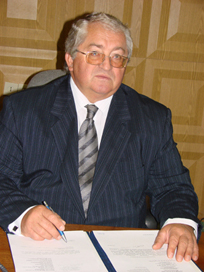 Анатолий Яковлевич Самуйленко, директор ГНУ Всероссийский научно-исследовательский и технологический институт биологической промышленности Россельхозакадемии